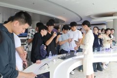 <b>西安交大国度杰出工程师学院师生赴大湾区开展</b>